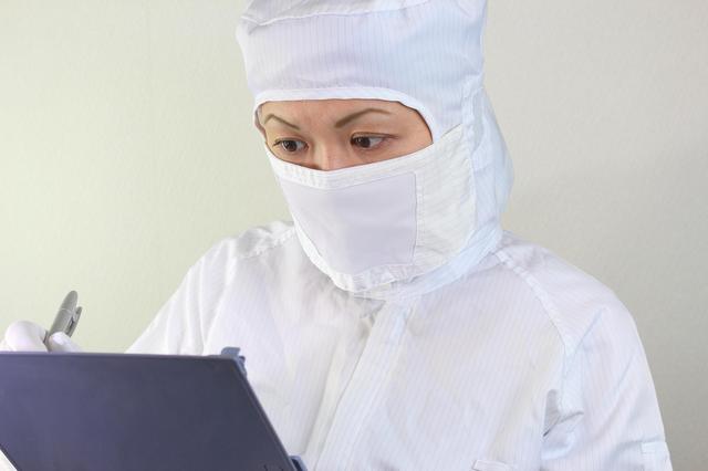 【正社員募集】電子部品製造に伴うマシンオペレーター/退職金制度有/賞与年2回/月収例23.9万円/未経験者活躍中/昇給制度有
